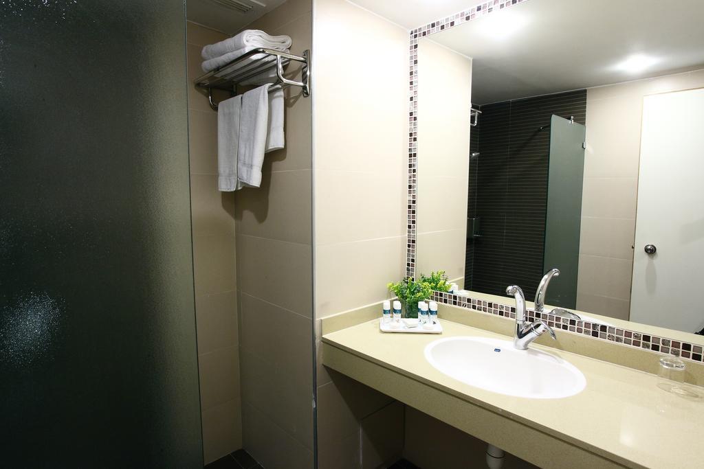 Beit Shmuel Guest House Йерусалим Екстериор снимка